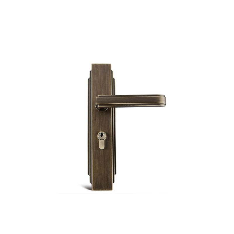 Khóa cửa gỗ